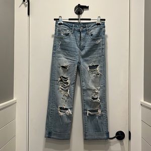American Eagle Slim Straight Distressed Crop Jean
